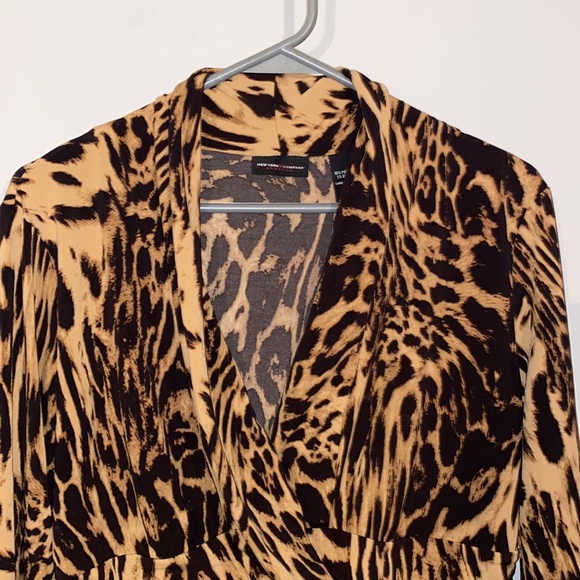 New York & Company leopard animal print top - Picture 3 of 5